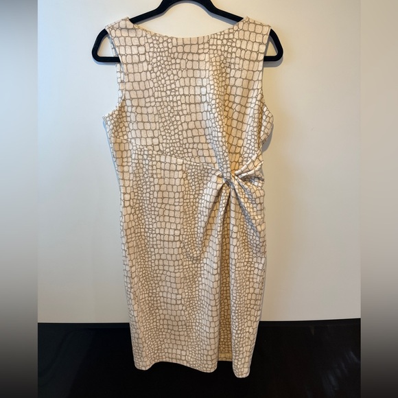 J. McLaughlin Dresses & Skirts - Elegant Cream Patterned Dress
